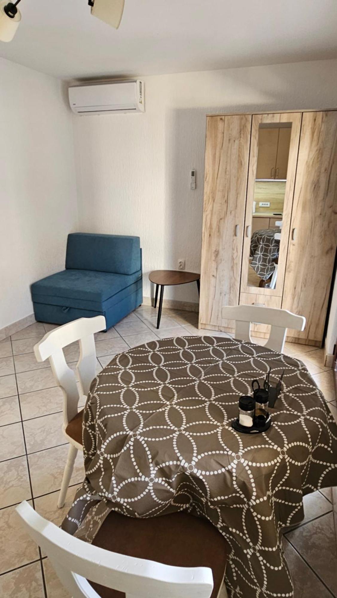 Apartmani Lime Petrovac Екстер'єр фото