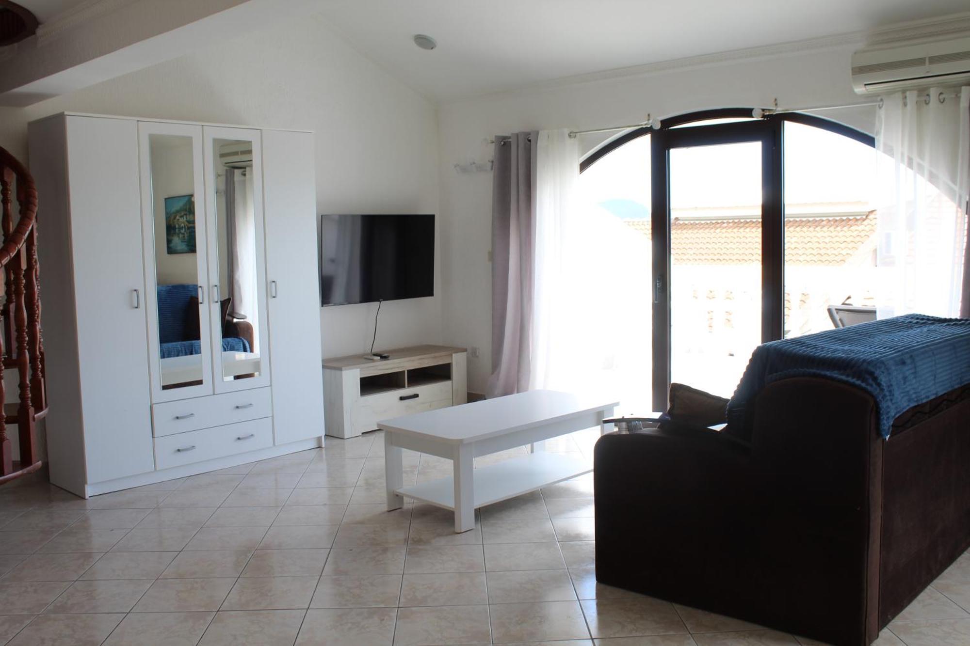 Apartmani Lime Petrovac Екстер'єр фото