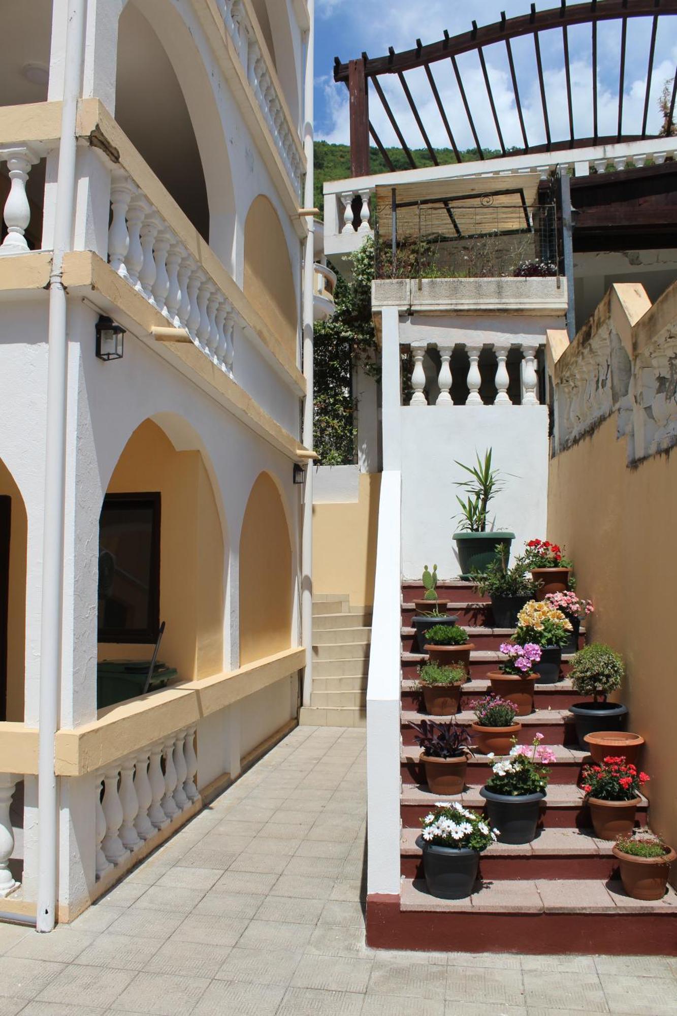 Apartmani Lime Petrovac Екстер'єр фото